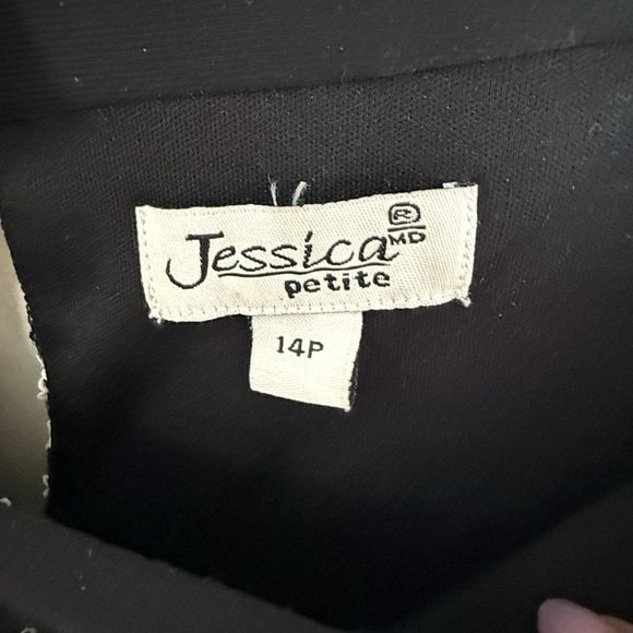 Black and White Floral Dress - Picture 3 of 7